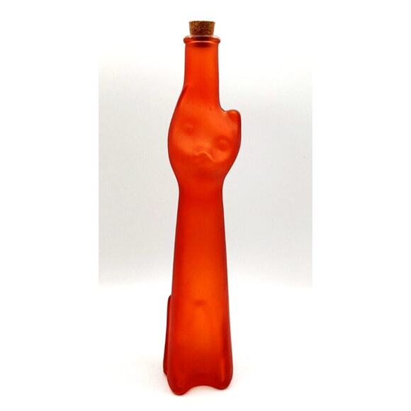 2012‎ Red Cat Decanter - Picture 1 of 4